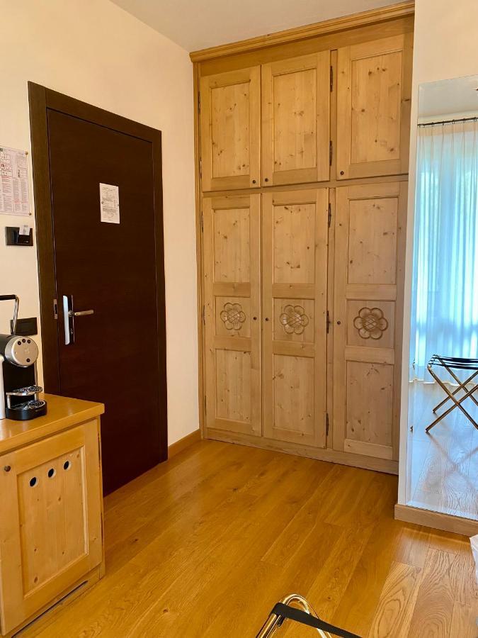 Rutzer Hotel Ristorante & Panoramic Spa 아지아고 외부 사진