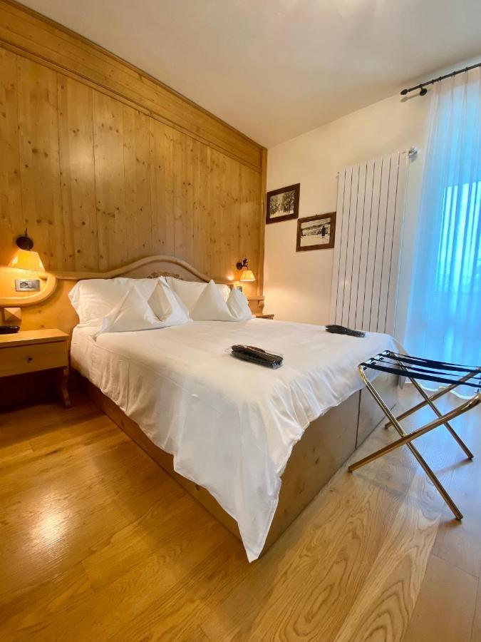 Rutzer Hotel Ristorante & Panoramic Spa 아지아고 외부 사진